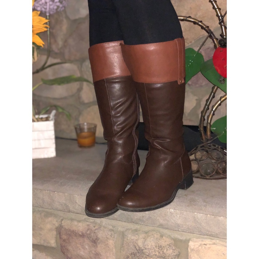 Mid high boots
